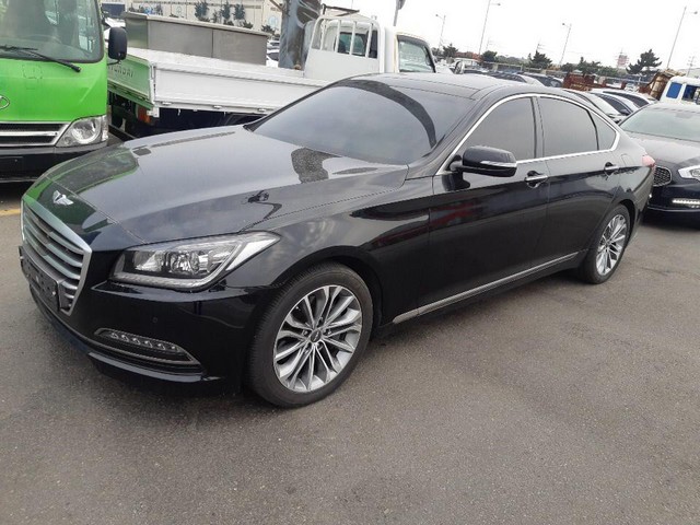 Hyundai Genesis 2016