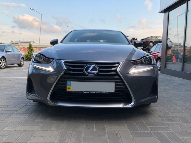 Lexus IS 2016