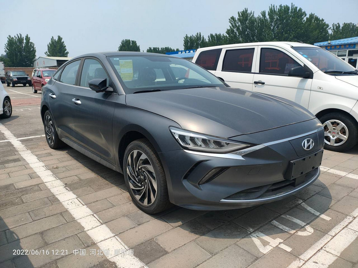 Hyundai Lafesta 2020