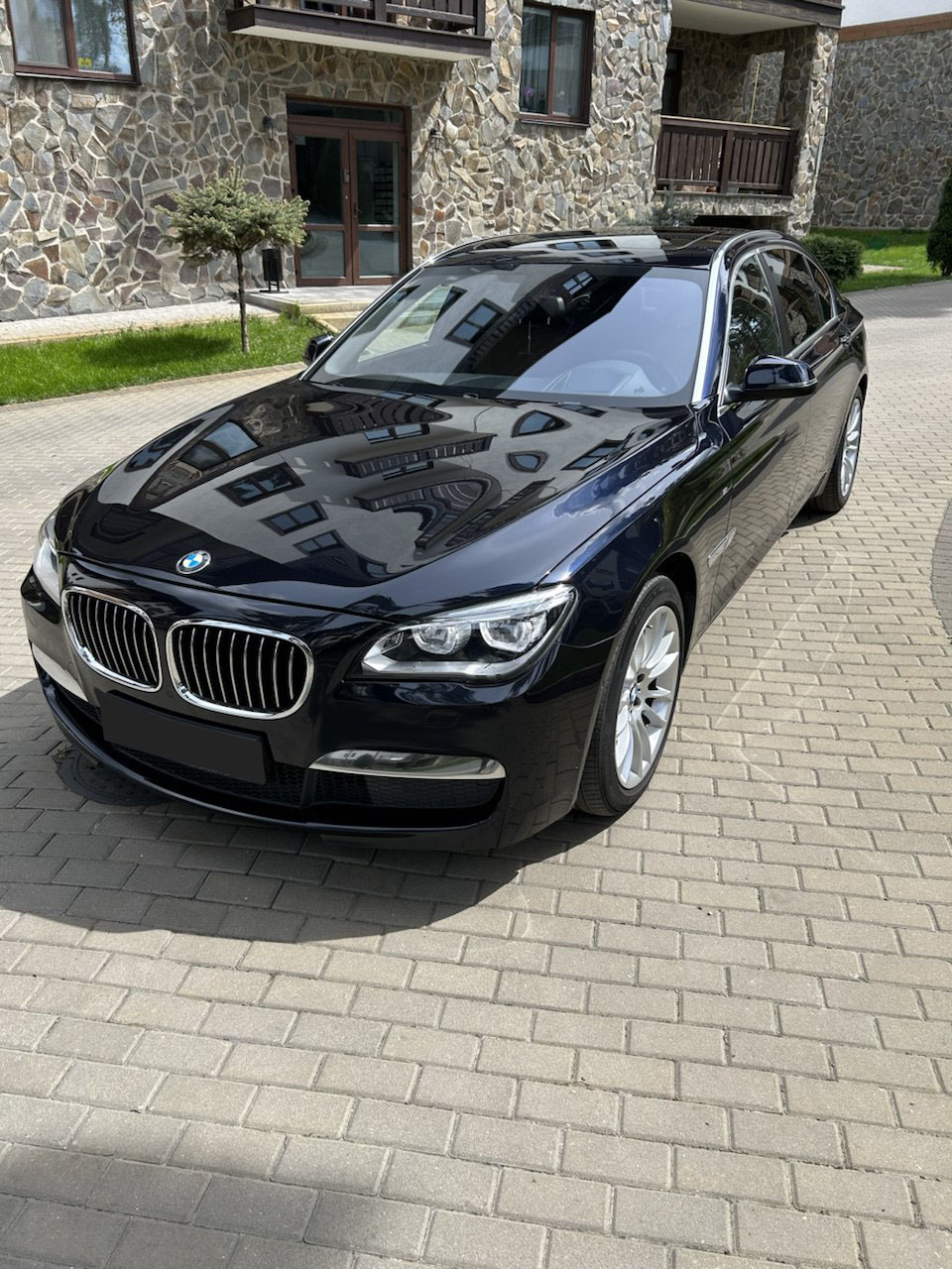 BMW 7 Series 2013