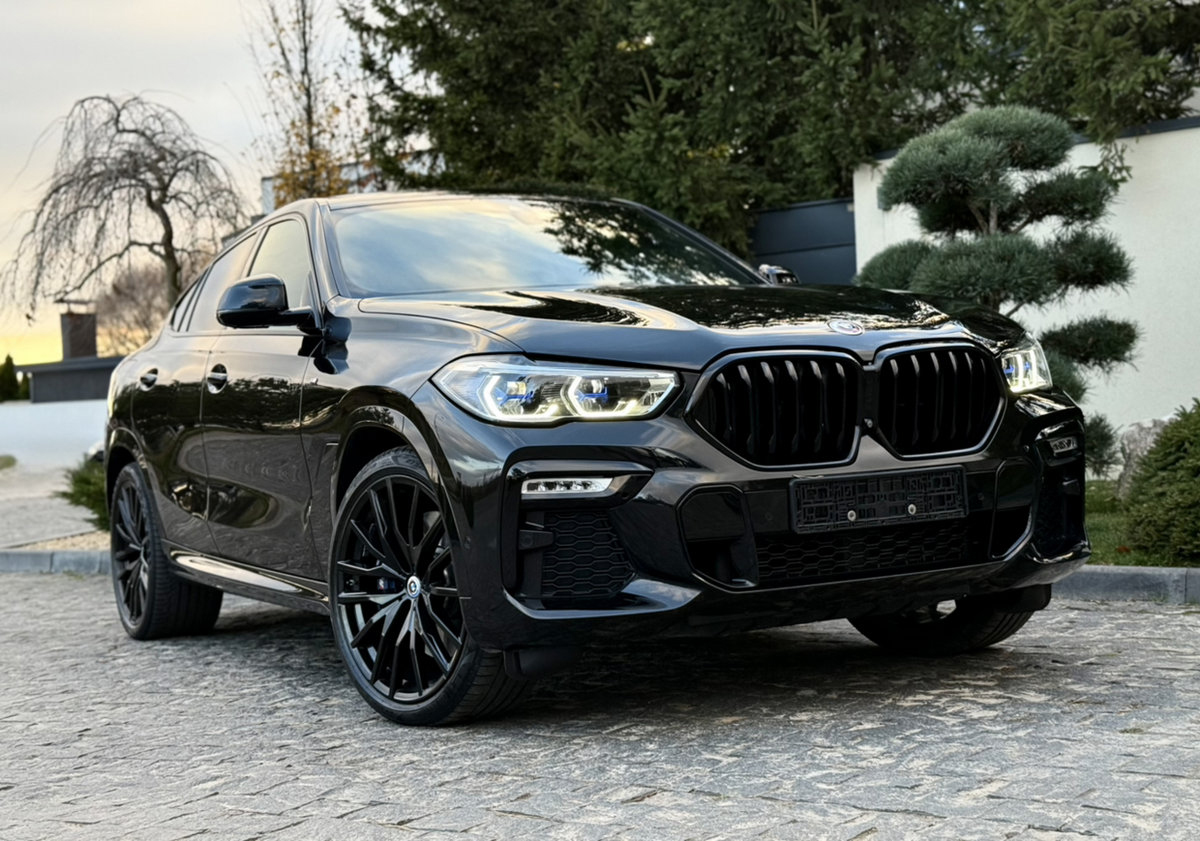 BMW X6 M50i 2022