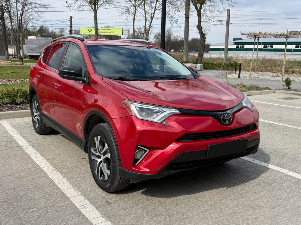 Toyota RAV4 LE 2017