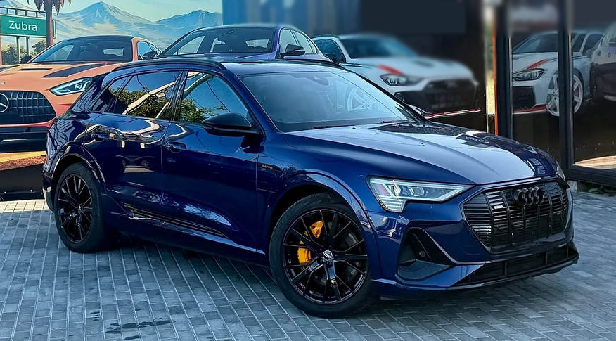 Audi Е-tron 2022