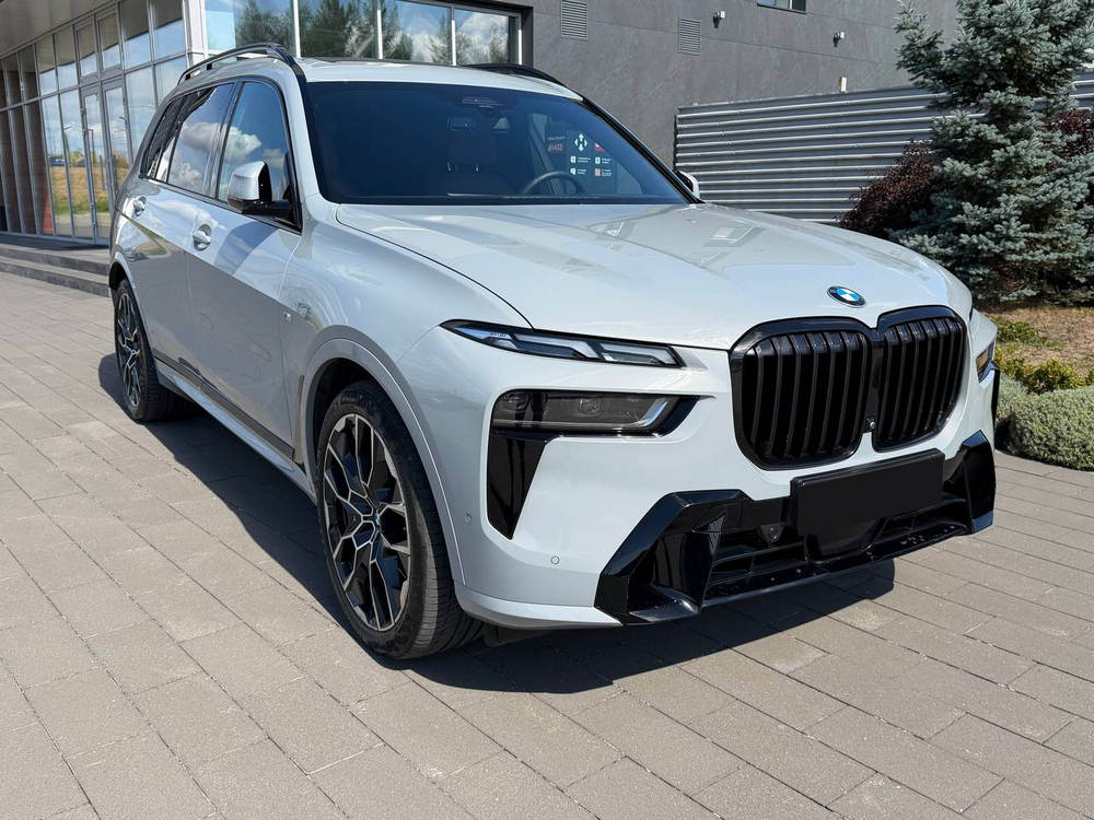 BMW X7 2023